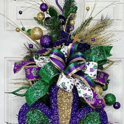 Miss Cayce’s Door Decor | It’S A Mardi Party Teardrop